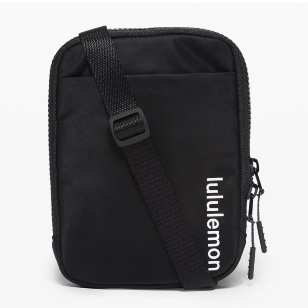 Lululemon Easy Access Crossbody Black Belt Bag